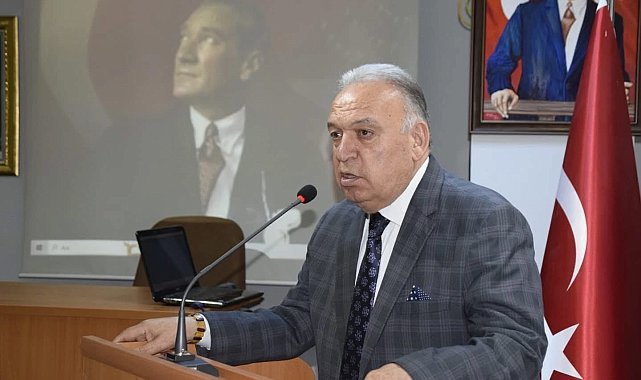 Kuruyan Marmara Gölü 3 ilçenin çiftçisini endişelendiriyor