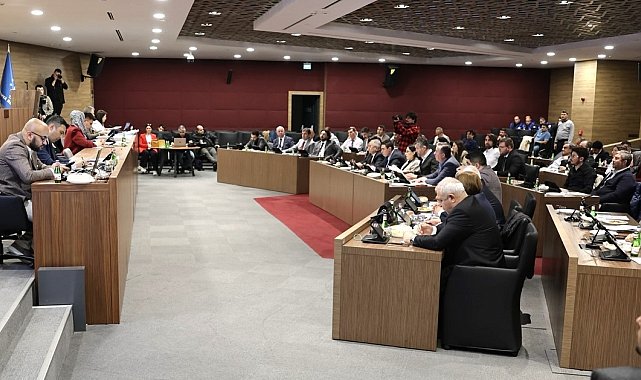 Kütahya Belediye Meclisi'nden ulaşımda indirim kararı