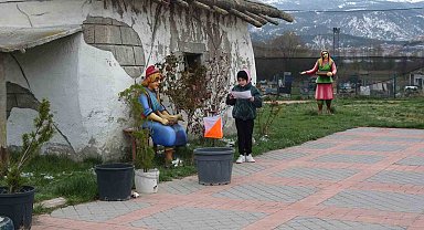 Kütahya Şehzadeler Parkı'nda nefes kesen oryantiring mücadelesi
