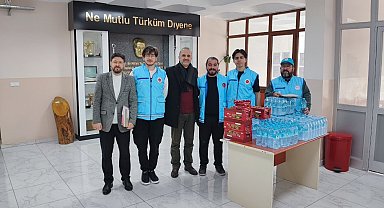 Kütahya'da 'Umre Ödüllü Gençlik Bilgi Yarışması'na yoğun ilgi