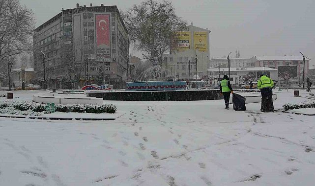 Kütahya'da kar sürprizi
