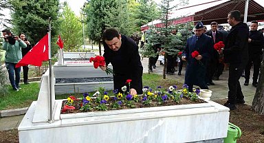 Kütahya'da Polis Haftası dolayısıyla şehitlik ziyaretleri gerçekleştirildi
