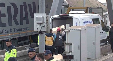 Kuzey Marmara Otoyolu'ndaki kazada hayatını kaybedenlerin cenazeleri morga kaldırıldı