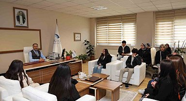 Lise öğrencileri Düzce Üniversitesi'nde