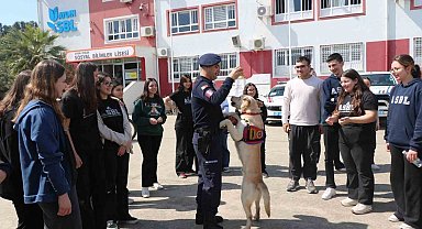 Lise öğrencileri jandarmayı yakından tanıdı