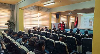 Lise öğrencilerine bilgilendirme semineri