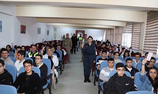 Lise öğrencilerine JSGA ve KADES tanıtıldı