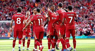 Liverpool, Premier Lig'de şampiyonluğunu ilan etti