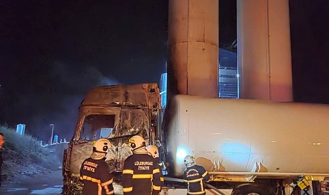 Lüleburgaz'da LPG tankerinde dolum sırasında yangın çıktı