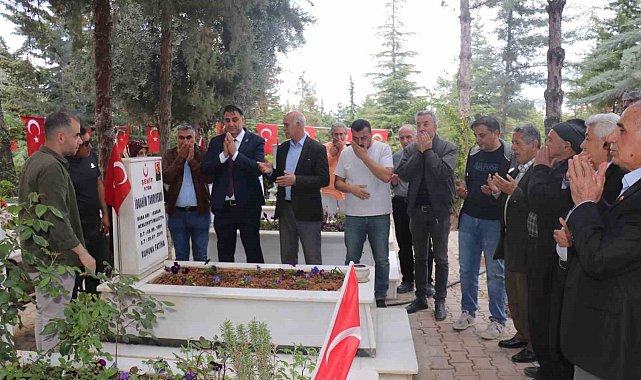Malatya Gazi ve Şehit Aileleri Derneği'nde bayrak değişimi
