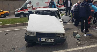 Malatya'da çekici ile çarpışan Tofaş kağıt gibi ezildi: 8 yaralı