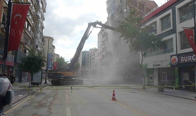 Malatya'da deprem sonrası hava kirliliği alarm veriyor