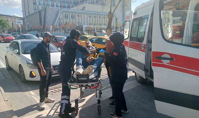 Malatya'da iki araç çarpıştı: 3 yaralı