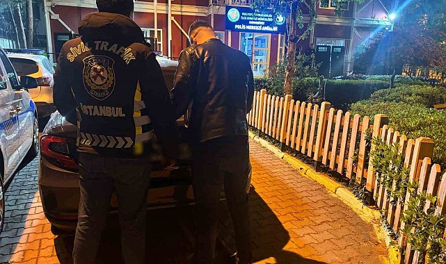 Maltepe'de ambulansa yol vermeyen ehliyetsiz sürücüye para cezası