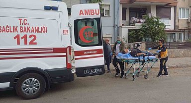 Manisa'da iskeleden düşen işçi ölümden döndü