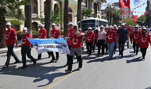 Manisa'da mesir coşkusu doğaya taşındı