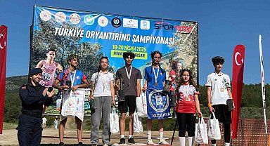 Manisalı sporcular Türkiye Oryantiring Şampiyonası'na damga vurdu