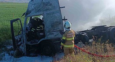 Mardin'de seyir halindeki tırda yangın