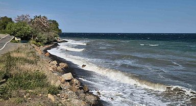 Marmara'da şiddetli poyraz etkili oluyor