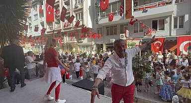 Marmaris'in miniklerini doyasıya eğlendi