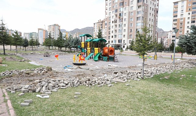 Melikgazi'de Şairler Parkı'nda yapım çalışmaları sürüyor