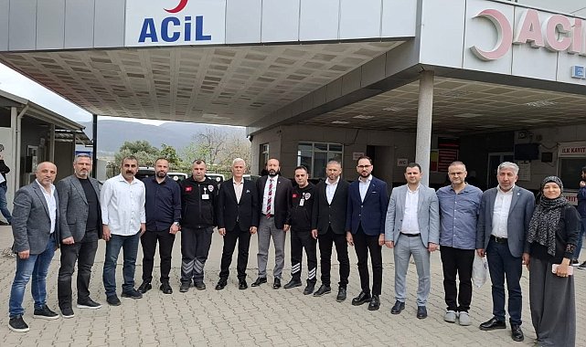 Memur-Sen İzmir İl Başkanı Yılmaz, sağlık çalışanları ile bayramlaştı