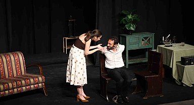 Menteşe Belediye Tiyatrosu Eskişehir'de sahne aldı