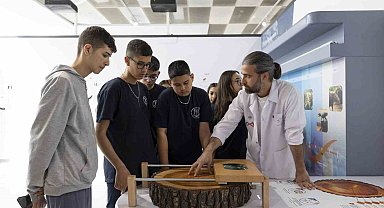 Mersin'de dünya çocukları bilimle buluştu