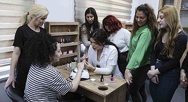Mersin'de kadın istihdamını desteklemeye yönelik kurslar açılıyor