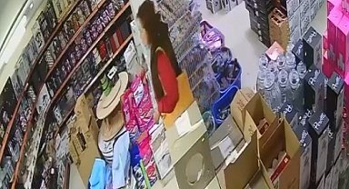 Milas'taki hırsızlık anı güvenlik kamerasına yansıdı