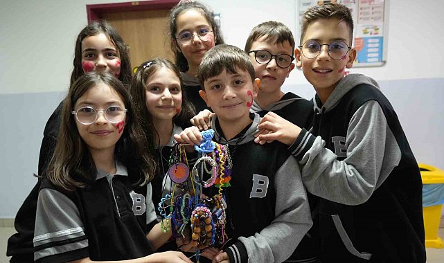 Minik kalplerden sosyal sorumluluk projesi: Gelirlerini bağış yapıyorlar