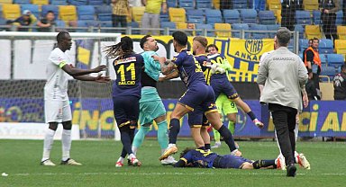 MKE Ankaragücü - Çorum FK maçı sonrası kavga