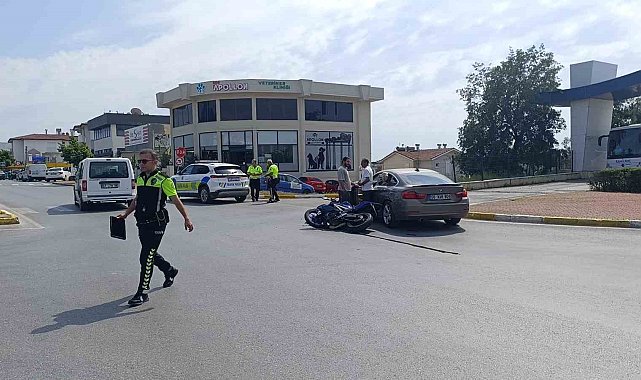 Motosikletliye takla attıran kaza kamerada
