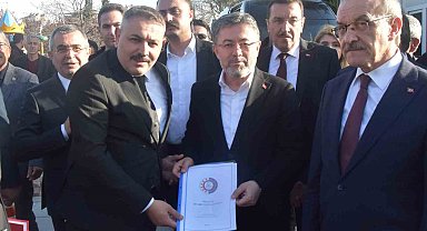 MTSO Yönetim Kurulu Başkanı Sadıkoğlu, Tarım Bakanı Yumaklı'ya kapsamlı dosya sundu