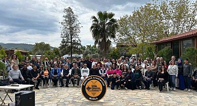 Muğla öğretmen akademileri, zeybek ve yörük kültürüyle buluştu
