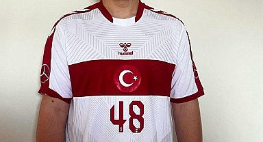 Muğlalı genç hentbolcu Öner Milli Takım kadrosuna seçildi