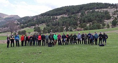 Muhteşem manzarada 17 kilometrelik yürüyüş