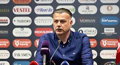 Murat Şahin: "İlk yarısı beyaz, ikinci yarısı siyah bir maçtı"