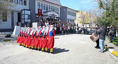 Muş'ta Turizm Haftası renkli etkinliklerle kutlandı