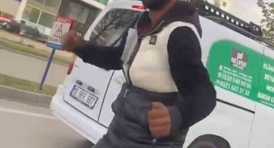 Müzik sesini duyunca dans etmeye başladı