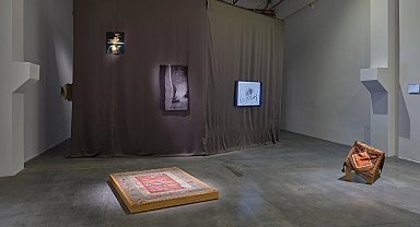 Nancy Atakan'ın sergisi "Beni Yok Etme" İMALAT-HANE'de