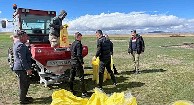 Niğde meralarında gübreleme çalışmaları başladı