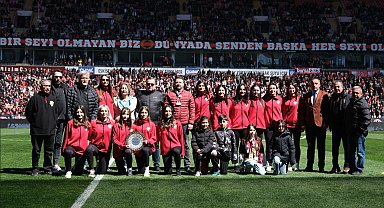 Odunpazarı Kadın Hentbol Takımı Süper Lig'de