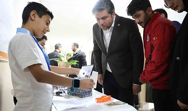 Öğrencilerin hazırladığı projeler, bilim merkezinde görücüye çıktı