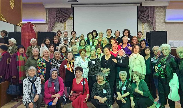 Öğretmen okulu mezunları 50 yıl sonra Eskişehir'de buluştu