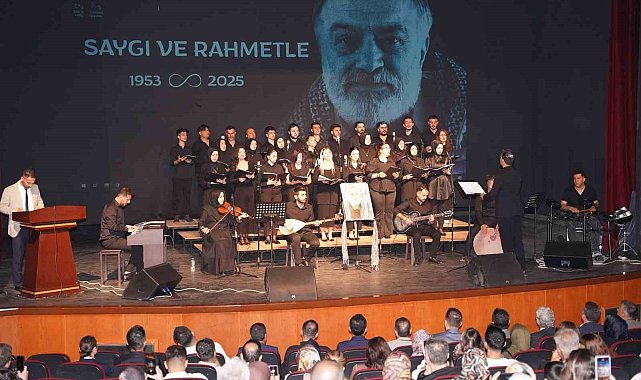 Öğretmenler korosu Kahtalı Mıçe'yi anma gecesi düzenledi