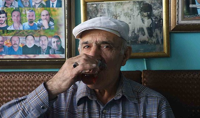 Ölenleri bir yanda kalanları diğer yanda sergiliyor
