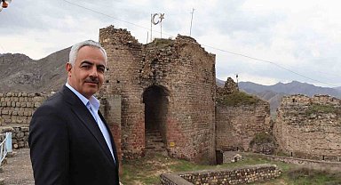 Oltu Kalesi'nin restorasyonu başlıyor