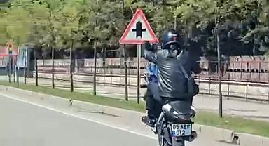 Ordu'da motosiklet ile trafikte şov yapan sürücüye ceza yağdı