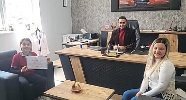 Ortaokul öğrencisinin 'bağımsızlık' şiiri ilçe 1.'si oldu
